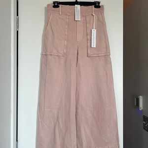 Pull on pale pink wide leg crop pants